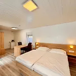 Dang Guest house